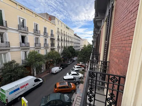 Pis de 75 m² a Madrid