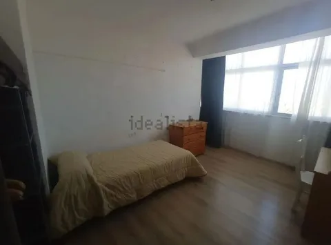 Piso de 90 m² en Granada