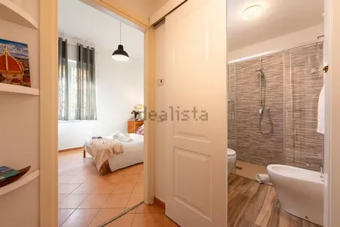 Flat 40 m² in Seville