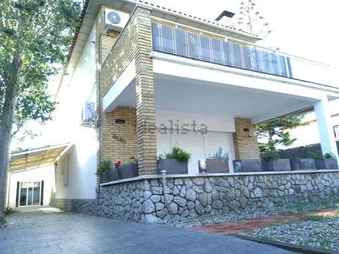Casa de 235 m² a Castelldefels