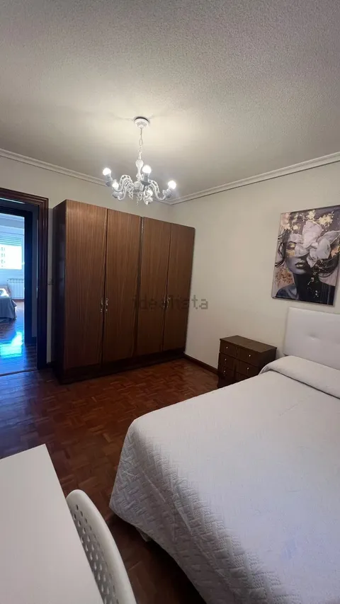 Zimmer zur Miete, Burgos (2/7)