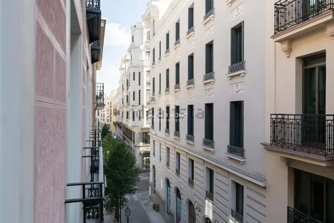 Appartamento 93 m² a Madrid