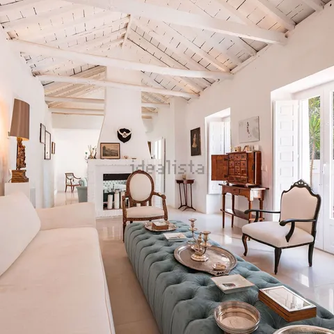 Haus 350 m² in Marbella