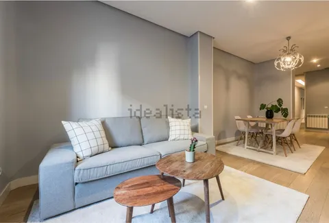 Flat 105 m² in Madrid