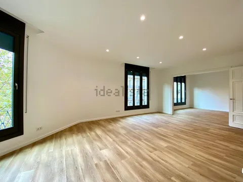Appartamento 239 m² a Barcelona (2/50)