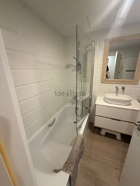 Chambre à louer, Madrid (3/10)