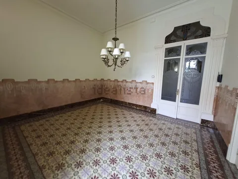 Casa de 300 m² a Badalona