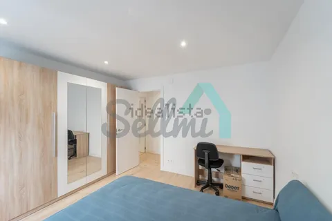 Pis de 104 m² a Oviedo