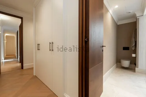 Apartamento 102 m² em Madrid