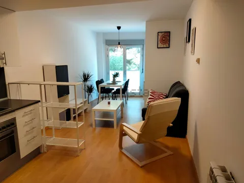 Pis de 54 m² a Cadrete (2/8)
