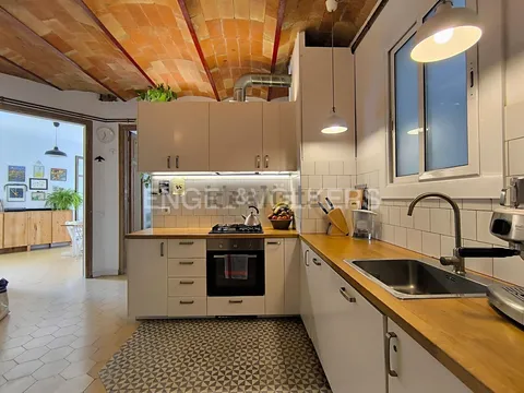 Apartamento 101 m² em Barcelona