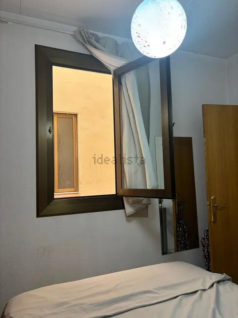 Stanza in affitto, Barcelona (2/4)