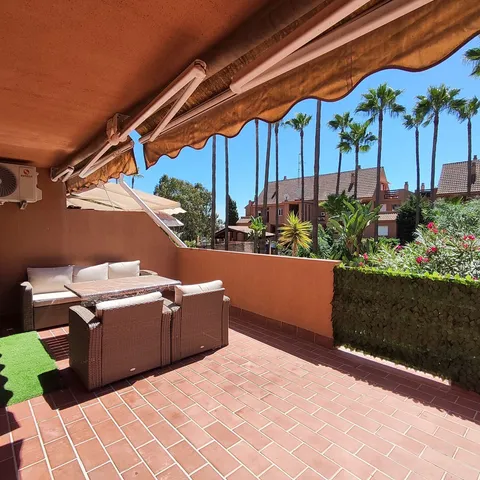 Wohnung 90 m² in Casares (2/36)