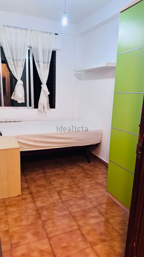 Quarto para alugar, Madrid (3/9)