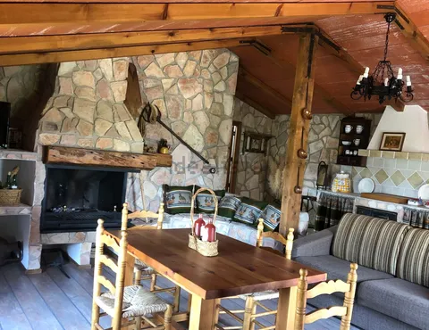 Casa de 65 m² a Huesa