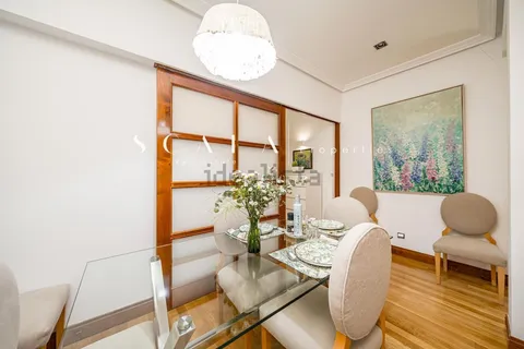 Flat 111 m² in Madrid