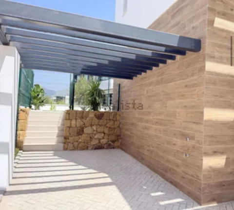 Casa de 210 m² a Estepona
