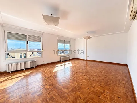 Pis de 133 m² a València