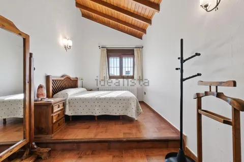 Casa de 395 m² a Onil
