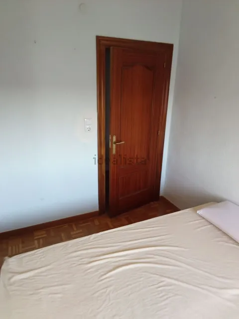 Habitació de lloguer, Madrid (2/7)
