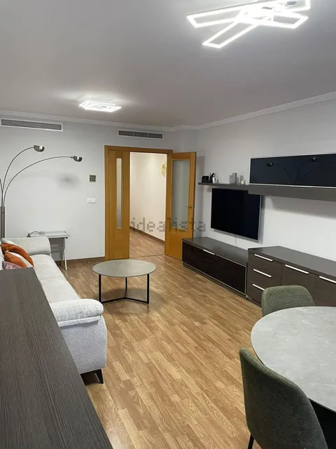 Flat 120 m² in Oliva