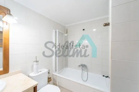 Pis de 75 m² a Oviedo