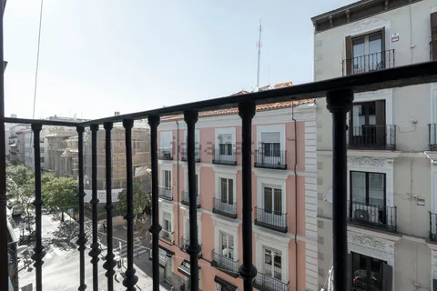 Apartamento 102 m² em Madrid
