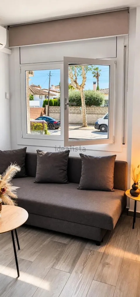 Flat 50 m² in Castelló d'Empúries