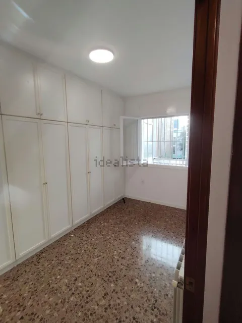 Flat 100 m² in l'Hospitalet de Llobregat (3/14)
