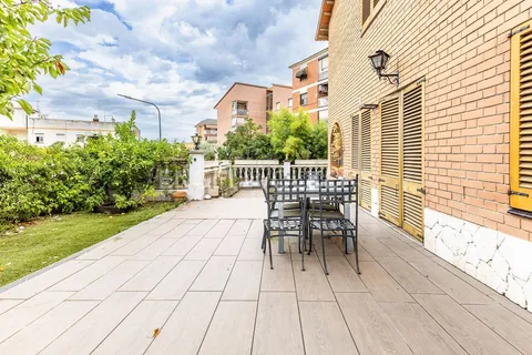 Будинок 262 м² у Sant Andreu de la Barca (2/59)