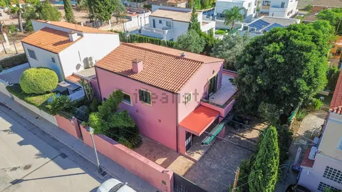 Casa de 268 m² en Rocafort