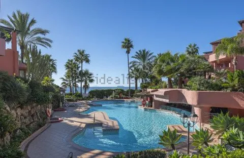 Pis de 278 m² a Estepona
