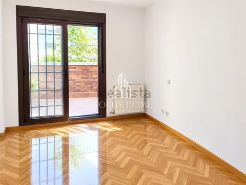 Wohnung 118 m² in Madrid