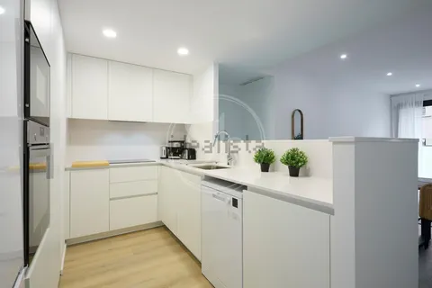 Wohnung 78 m² in l'Hospitalet de Llobregat