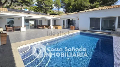 Casa de 403 m² a Altea