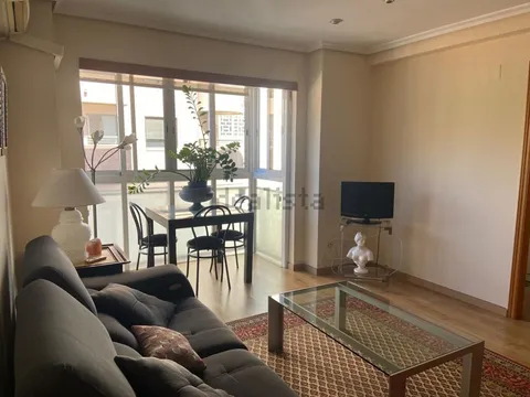 Pis de 75 m² a València