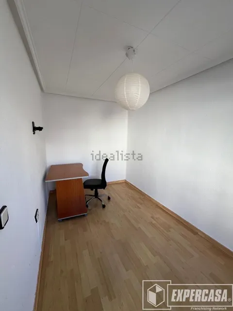 Pis de 80 m² a València