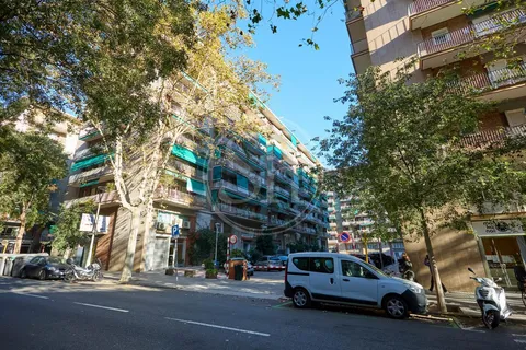 Wohnung 90 m² in Barcelona