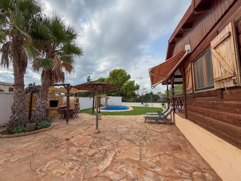 Casa de 80 m² a Oriola