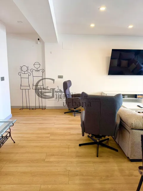 Pis de 105 m² a Gijón