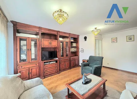 Pis de 97 m² a Oviedo (2/21)