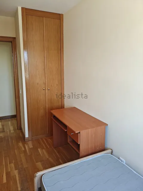 Pis de 95 m² a Àvila