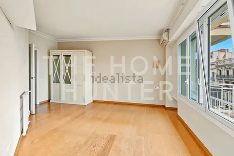 Квартира 261 м² в Барселоне