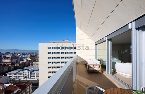 Appartamento 135 m² a Pamplona