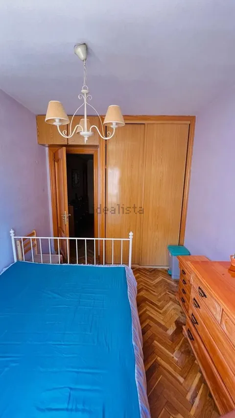 Chambre à louer, Madrid (2/3)