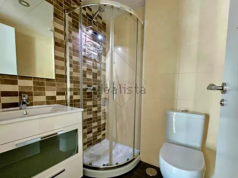 Wohnung 104 m² in Madrid