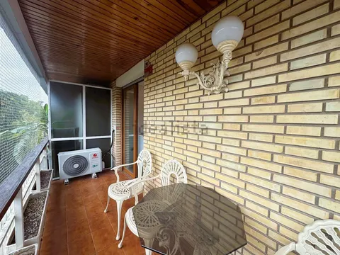 Flat 93 m² in Zaragoza