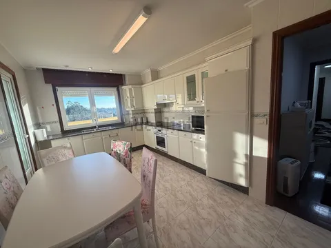 Pis de 200 m² a Tomiño