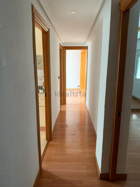 Квартира 60 м² в Сарагосе (2/16)