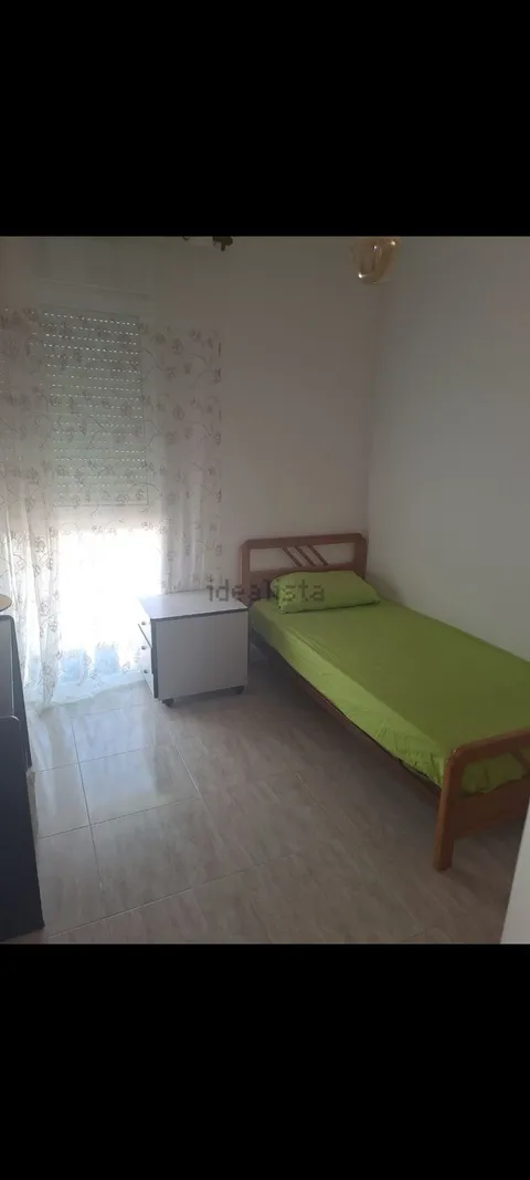 Кімната в оренду, Lominchar